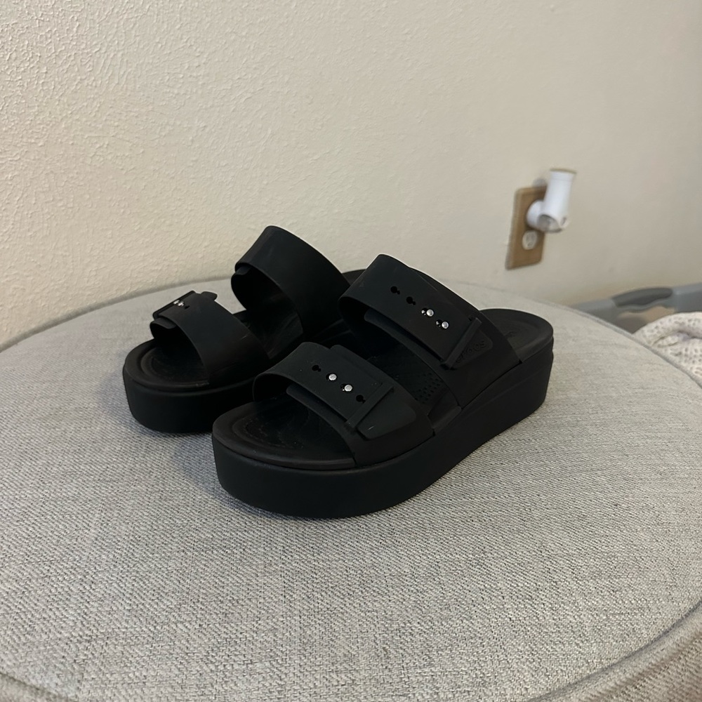 Black Croc Sandals